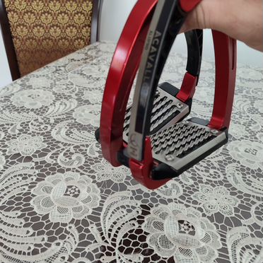 Стремена acavallo