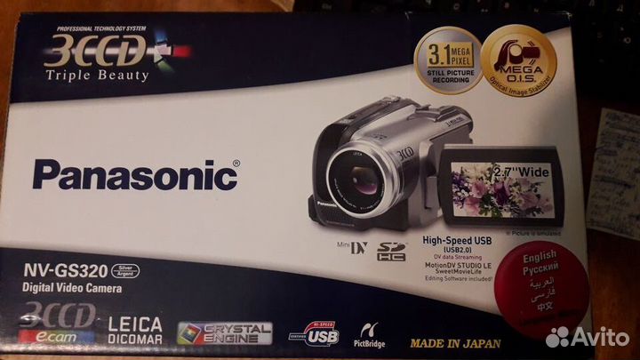 Видеокамеры Panasonic и sony