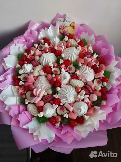 Доставка съедобных букетов