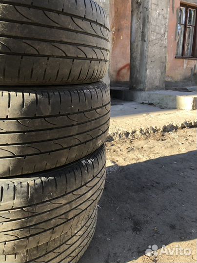 Bridgestone Dueler H/P Sport 215/60 R17
