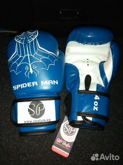 Боксерские перчатки, боксерский шлем