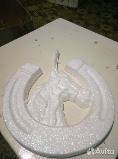 Сувенир подкова из пенопласта