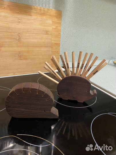 Подставки под канцелярию