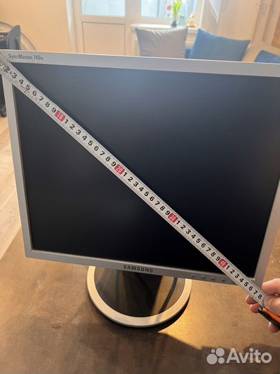 Монитор Samsung 740N S
