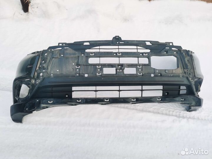 Бампер передний на mitsubishi outlander 3 2015г