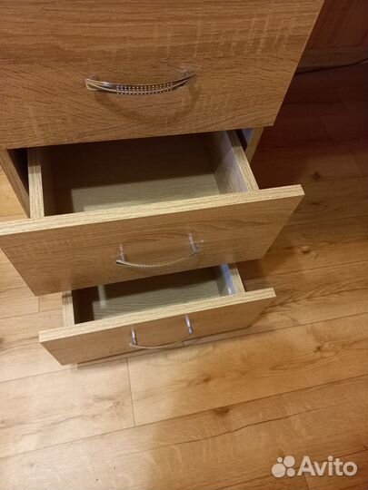 Письменный стол