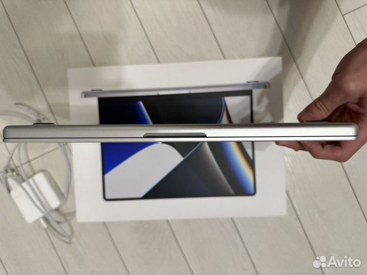 Apple MacBook Pro 14 (mkgr3) M1 Pro 16Gb/512Gb