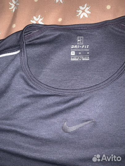 Теннисная одежда nike и asics