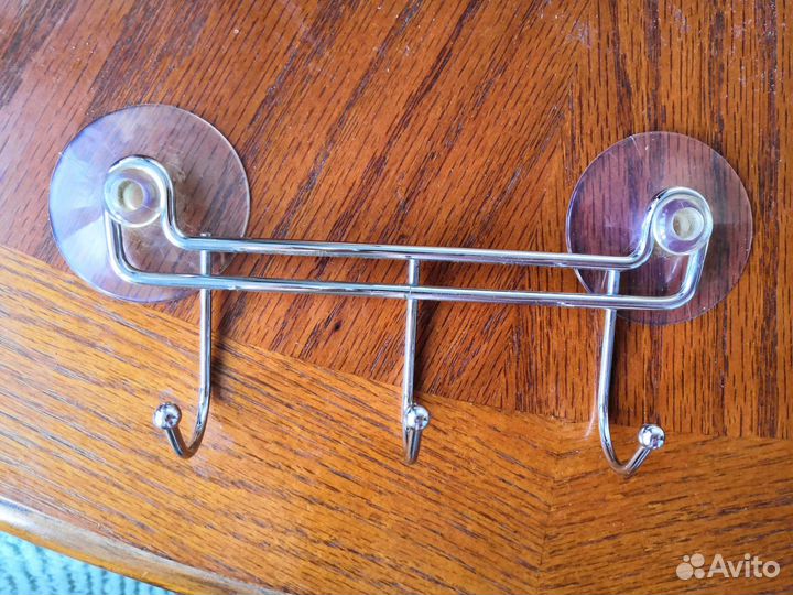 Крючки вешалка на присоске