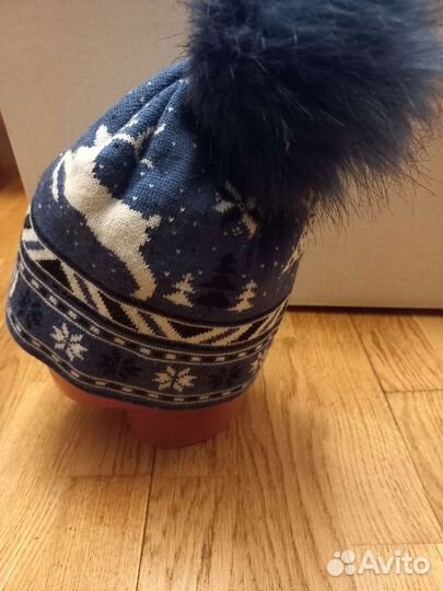 Шапка женская вязанная с помпоном Sochi