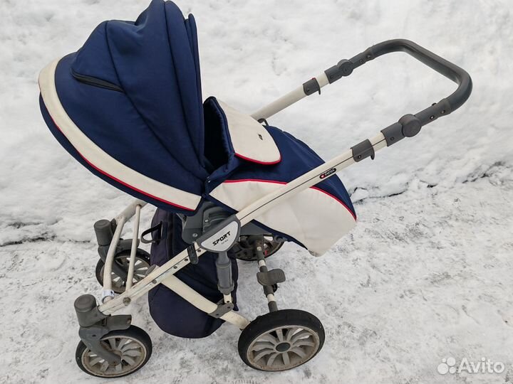 Прогулочная коляска зимняя - осенняя бу