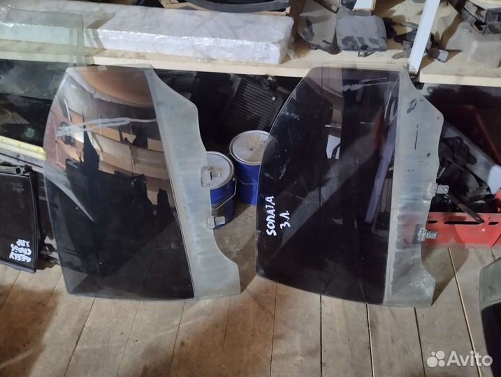 Стекло двери заднее левое Hyudai Sonata 4/ 5