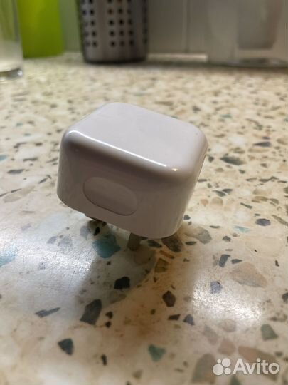 Зарядное устройство Apple