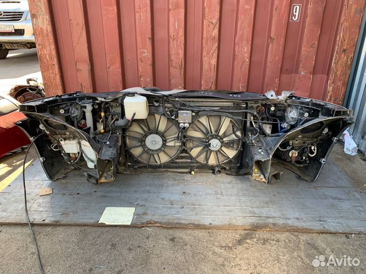 Передняя часть Лексус lll GS 350 ксенон