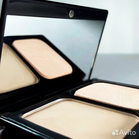 Пудра компактная