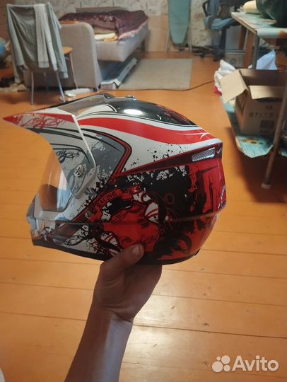 Кроссовый шлем