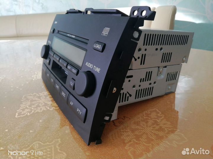 Штатная магнитола на Toyota Land Cruiser Prado 120