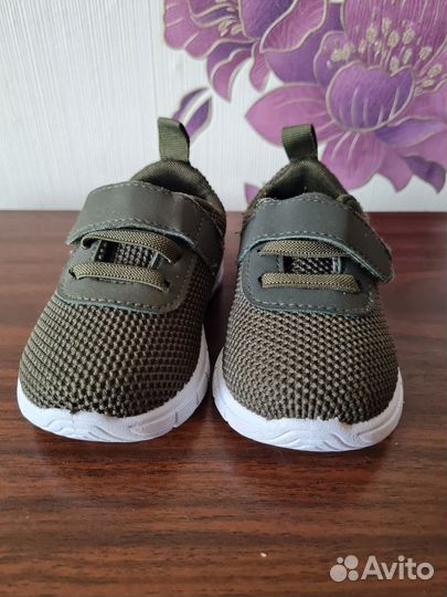 Кроссовки детские бу Син 21 размер