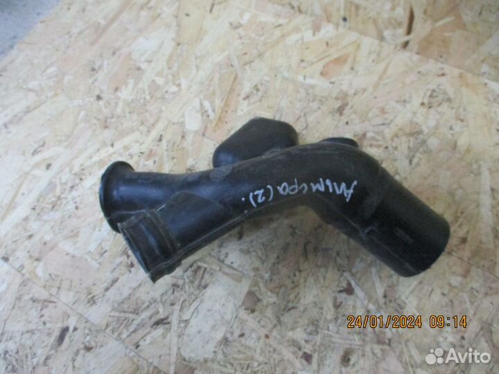 Патрубок воздушного фильтра Ниссан Альмера N16