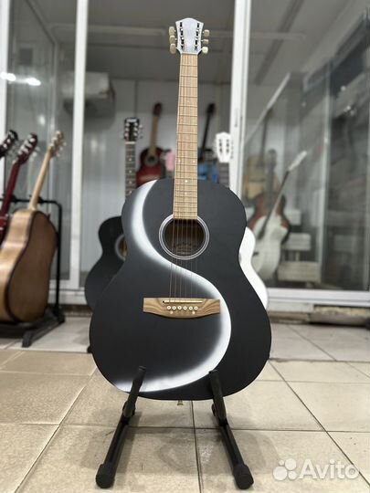 Акустическая / Классическая гитара Amistar премиум