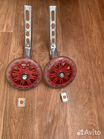 Колеса боковые