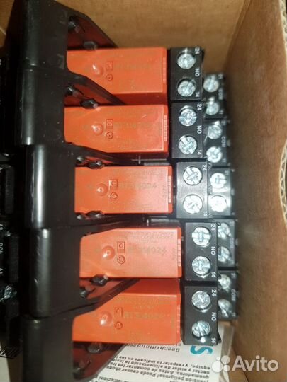 Продам промежуточное реле 6EP1436-3BA00