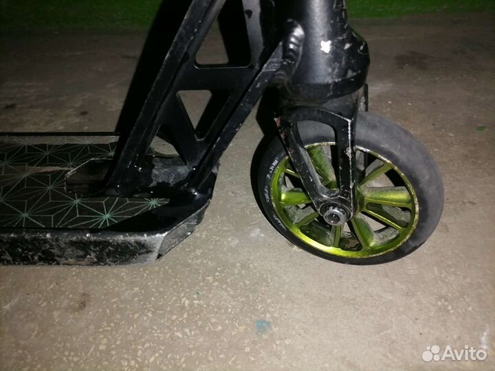 Трюковой самокат