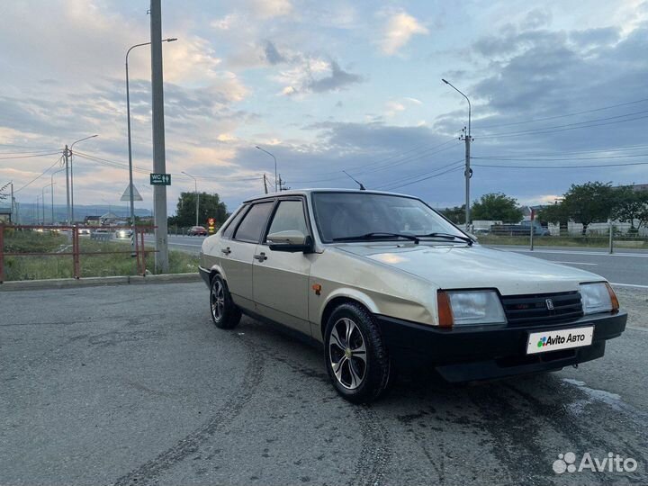 ВАЗ 21099 1.5 МТ, 2000, 280 000 км