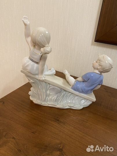 Фарфоровые статуэтки