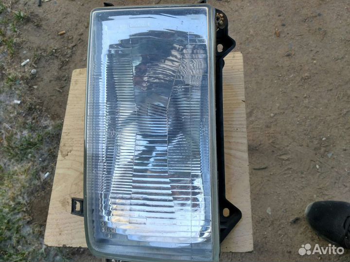 Фара левая т4