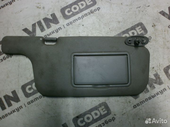 Солнцезащитный козырек Nissan March