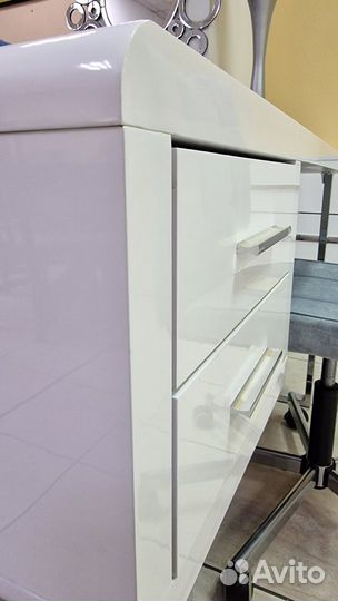 Письменный стол белый новый