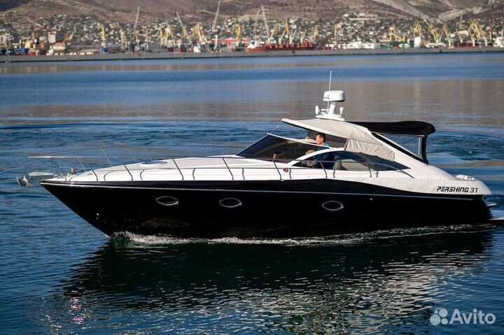 Моторная яхта Pershing 37 (004)