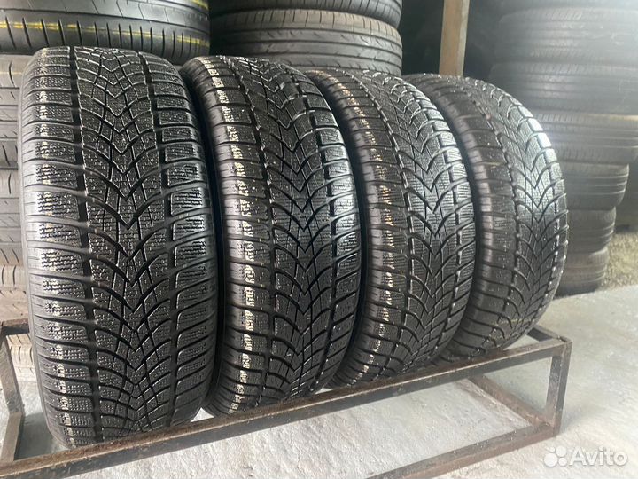 Dunlop SP Winter Sport 4D 205/55 R16