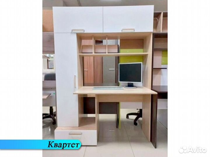 Компьютерный стол с пеналом