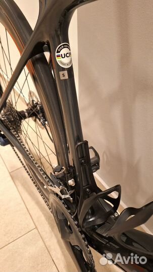 Шоссейный велосипед Giant TCR Advanced Disc 1+ Pro