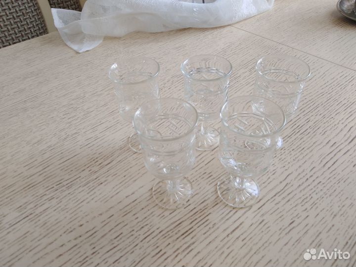 Рюмки хрустальные 