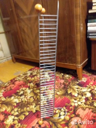 Подставка для dvd дисков