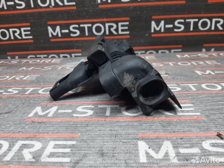 Крепление радиатора правое Bmw 3-Series E46