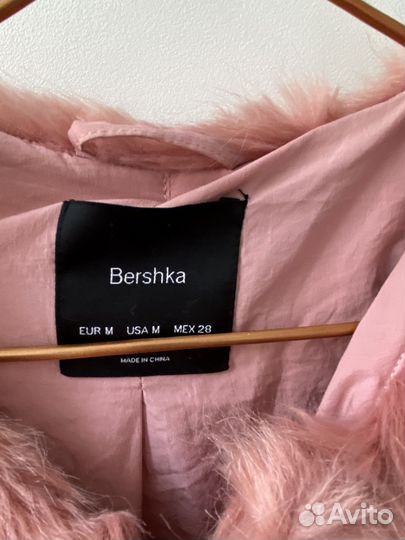 Шуба bershka