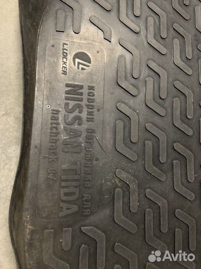 Коврик в багажник Nissan Tiida