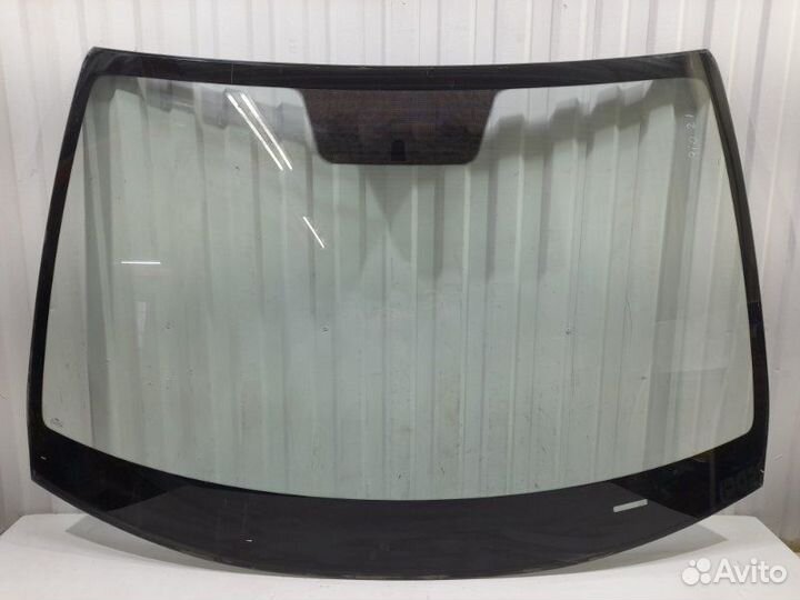 Стекло лобовое (ветровое) Kia Rio X-Line FB 1.4