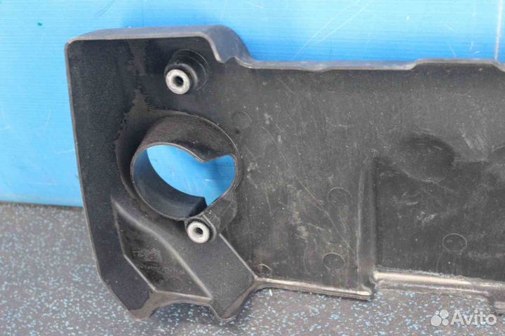 Крышка двигателя декоративная Nissan Primera (Нисс