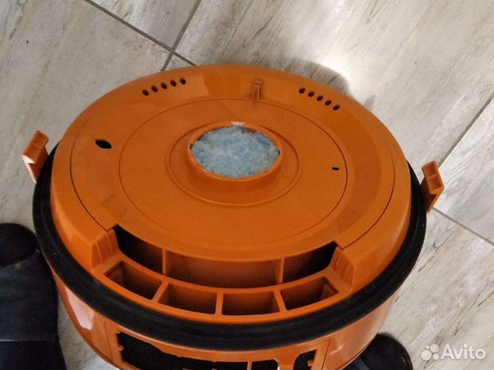 Моющий пылесос vax