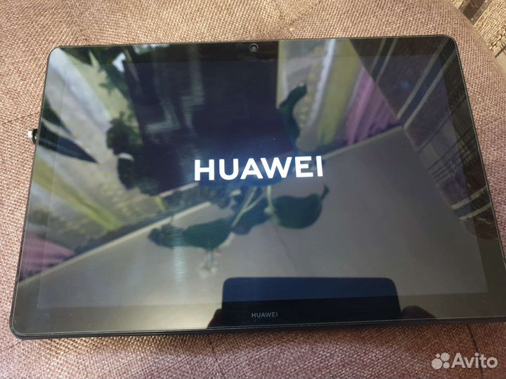 Планшет Huawei MediaPad T5