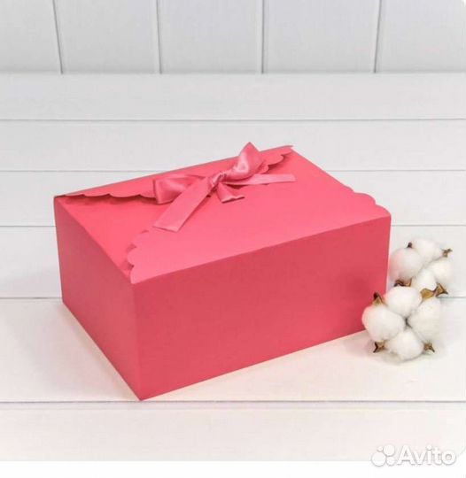 Крафт коробки 22х16х10, с лентой