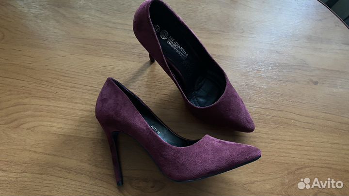 Лодочки женские 38 размер,замша