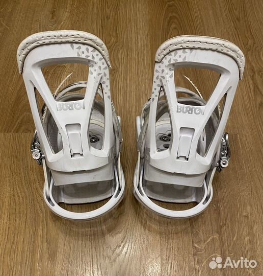 Сноуборд крепления