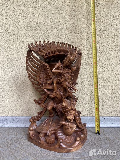 Деревянная фигура