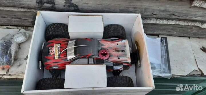 Продам машинку р/у на нитрометане